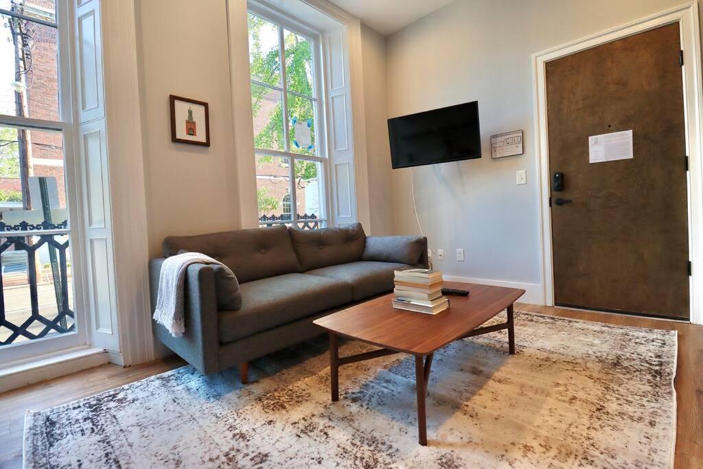 The Duke Suite At Prince Street Inn Alexandria Exterior photo